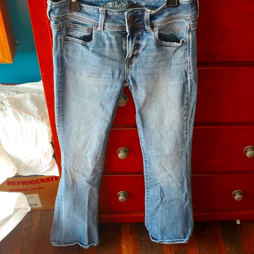 AE kickboot jeans